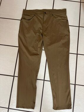 STYLUS Olive/Tan Men's Chino Pants